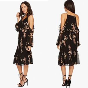 ASTR The Label Black Persephone Floral print Cold Shoulder Midi Dress Size XS